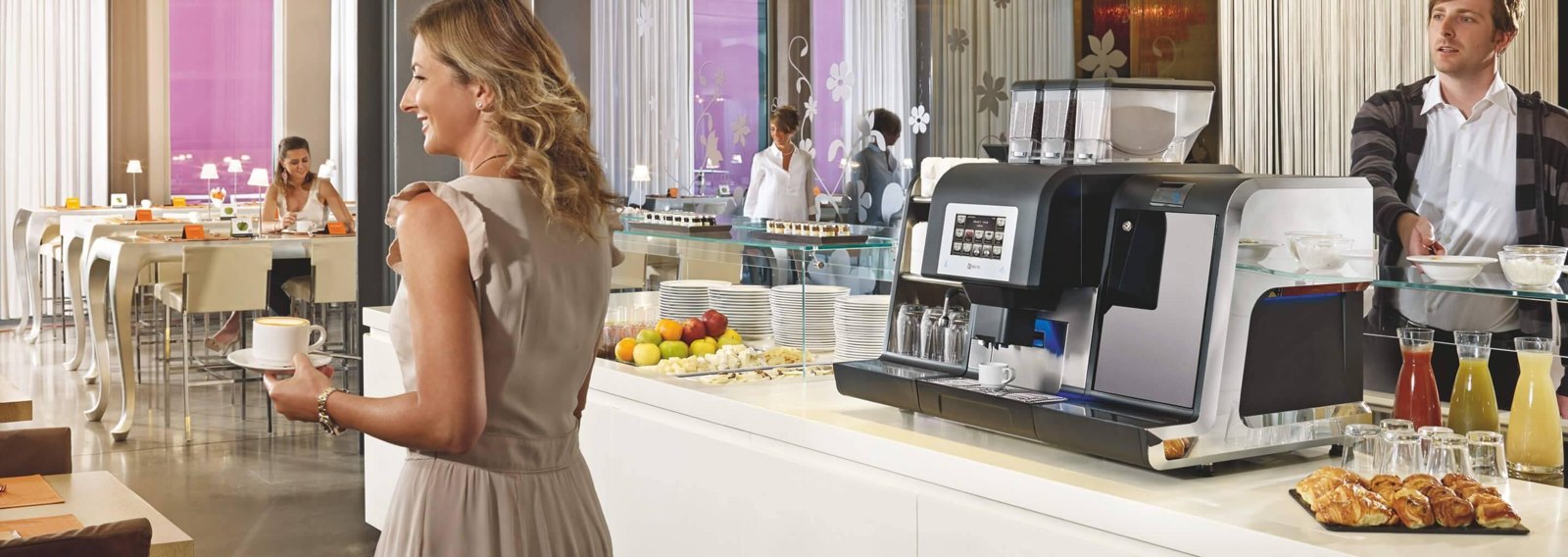 Coffee Break aparat u hotelskom ambijentu